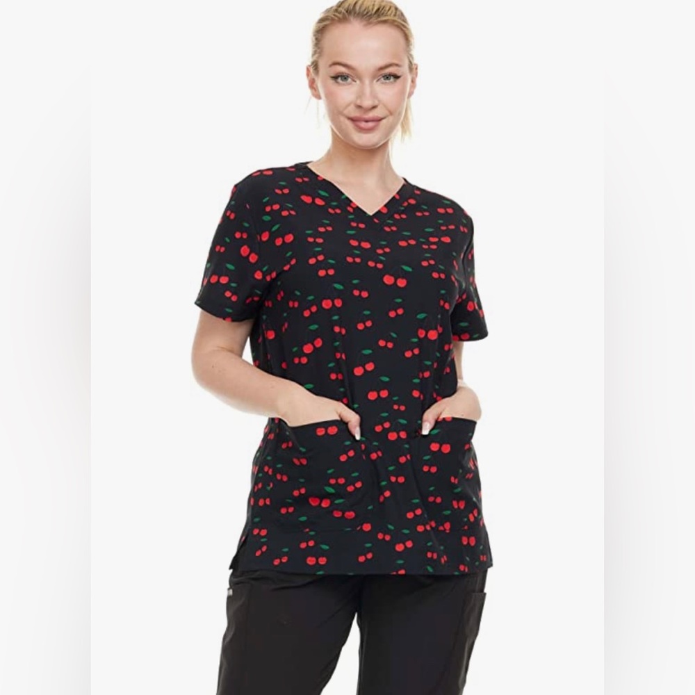 Heal+Wear Women’s Scrub Top